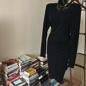 Simply Vera Wang Black Ruched Side Long Sleeve Midi Dress